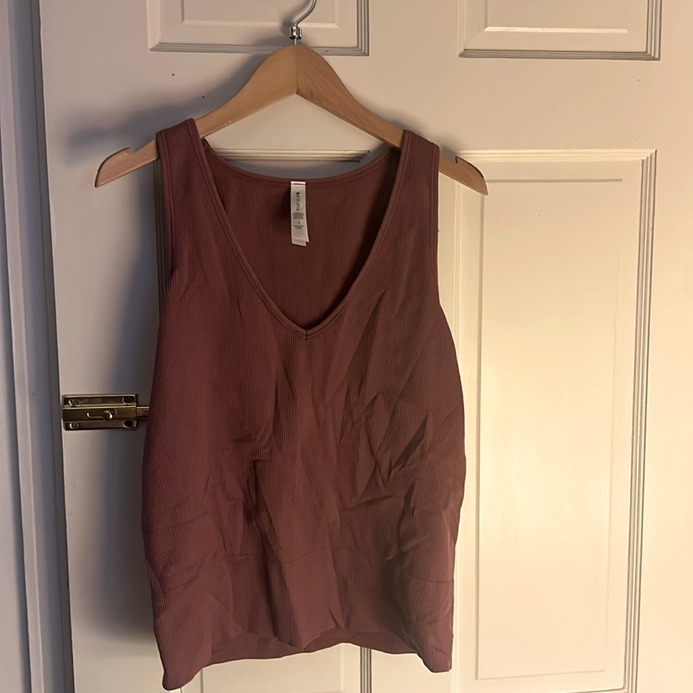 Athleta Aurora ribbed tank camisole size L